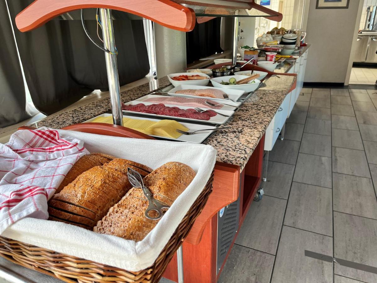 Hostel Oslofjord Stabekk Bagian luar foto
